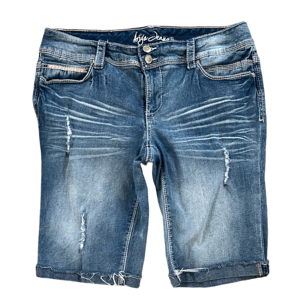 Ariya Jeans‎ Women's Distressed Cuffed Bermuda Jean Shorts Size 13/14